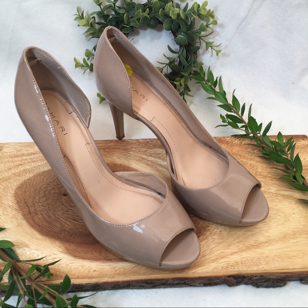 Tahari Bailynn Nude Peep Toe Heels